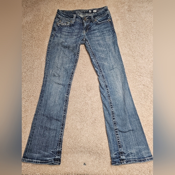 Miss Me Boot Signature Rhinestone Boot Cut Jeans Women's Angel Wing 29 JP5010BTR - Picture 2 of 6